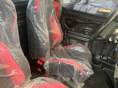 Used 1993 Nissan Pickup 2WD Regular Cab image 5