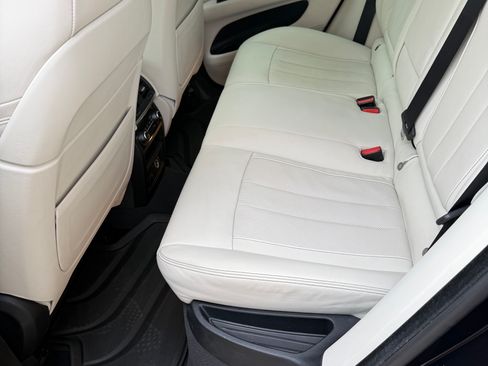 Used 2018 BMW X6 M image 6