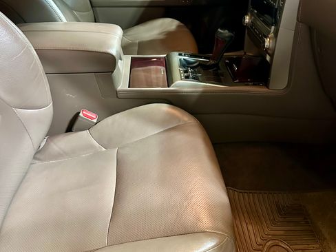 Used 2017 Lexus GX 460 image 14