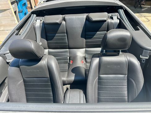 Used 2012 Ford Mustang GT Premium image 19