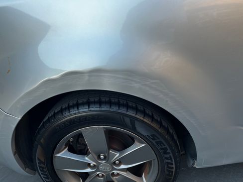 Used 2012 Kia Forte Koup EX image 15