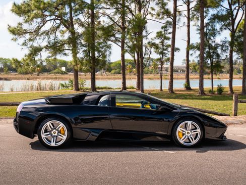 Used 2009 Lamborghini Murcielago LP 640 image 10