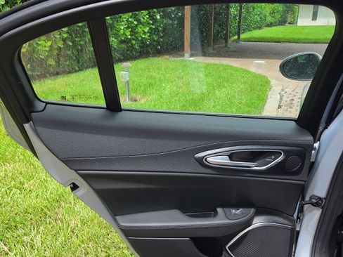 Used 2023 Alfa Romeo Giulia Sprint RWD image 6