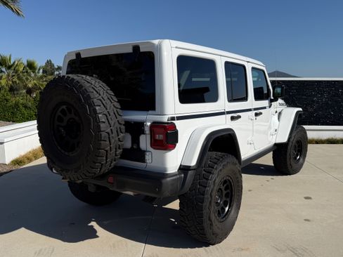 Used 2022 Jeep Wrangler Unlimited Rubicon w/ Xtreme Recon 35" Tire Package image 6