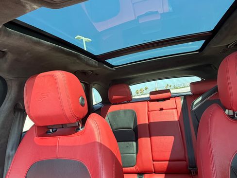 Used 2020 Jaguar F-PACE S AWD/4WD image 17