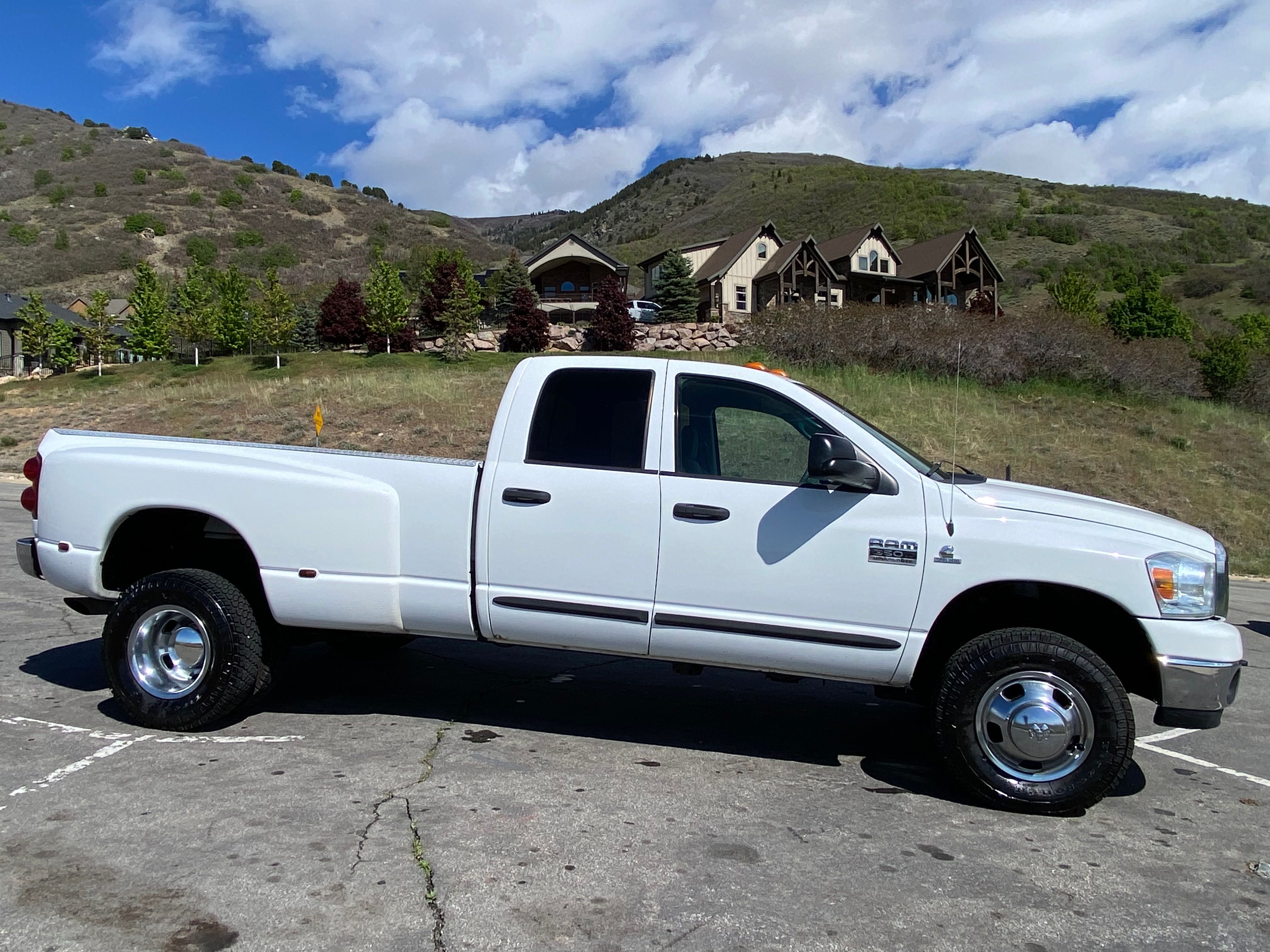 Used 2007 Dodge Ram 3500 Truck SLT w/ Quad Cab Big Horn Value Group AWD/4WD image 2