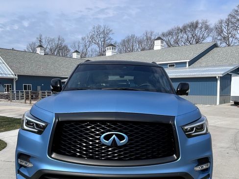 Used 2024 INFINITI QX80 Sensory image 4