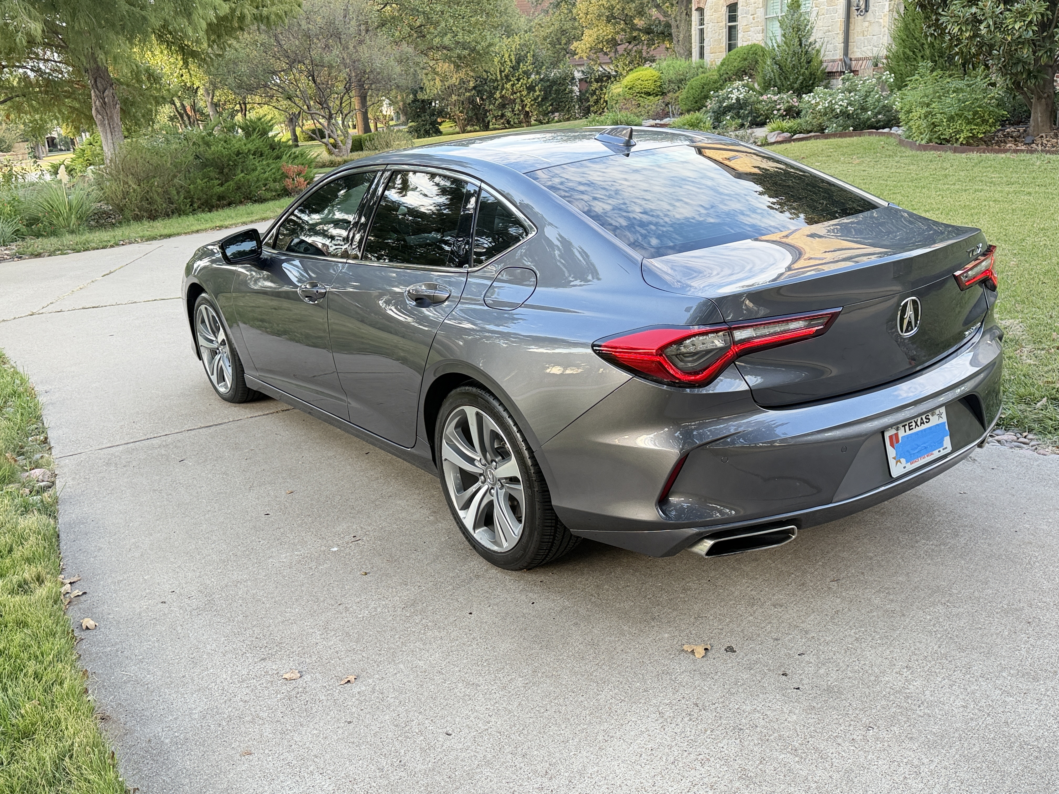 Used 2023 Acura TLX w/ Advance Package AWD/4WD image 11
