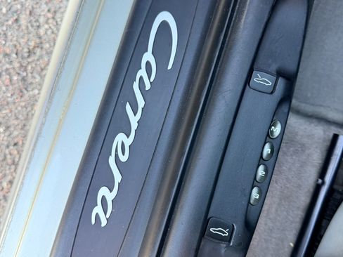 Used 2001 Porsche 911 Cabriolet image 8