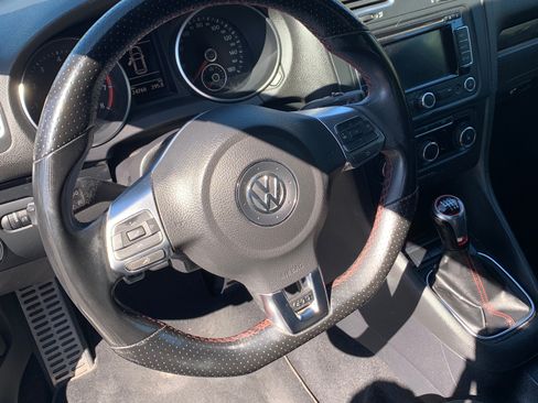 Used 2012 Volkswagen GTI 4-Door image 17