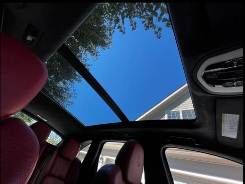 Used 2017 Porsche Cayenne Turbo S image 27