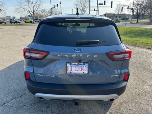 Used 2024 Ford Escape Platinum w/ Premium Technology Package image 5