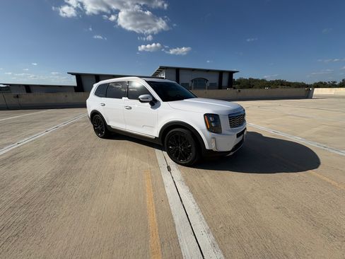 Used 2021 Kia Telluride SX w/ SX Prestige Package AWD/4WD image 4