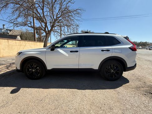 Used 2024 Honda CR-V Sport Touring image 4