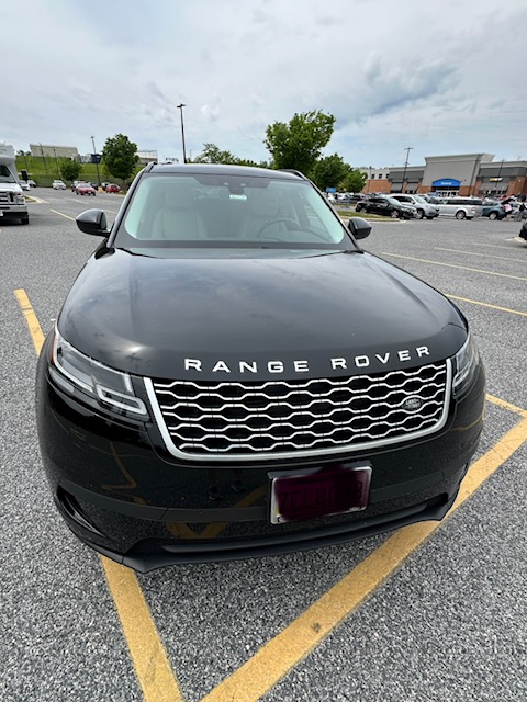 Used 2018 Land Rover Range Rover Velar S AWD/4WD image 2