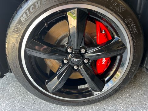 Used 2019 Ford Mustang Bullitt w/ Bullitt Electronics Package image 13