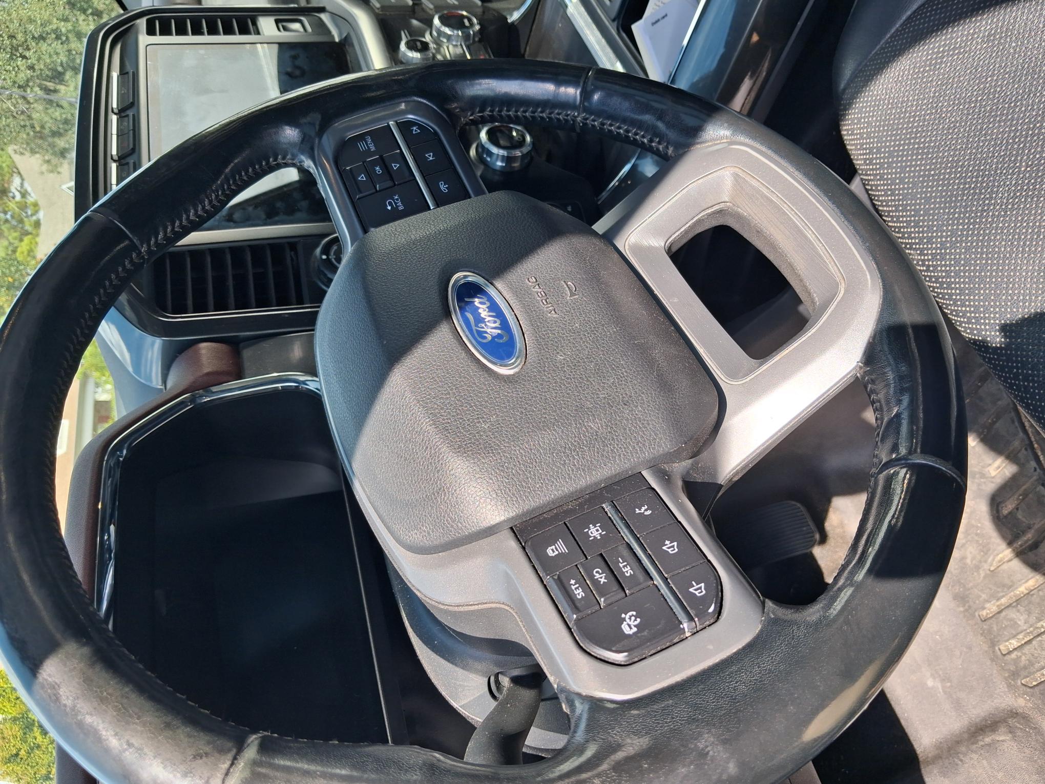 Used 2021 Ford F150 Lariat w/ Equipment Group 502A High AWD/4WD image 18