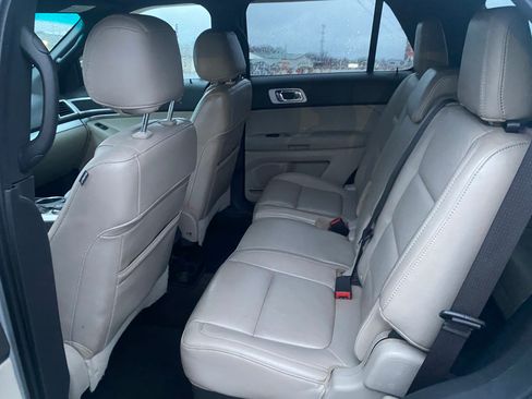 Used 2012 Ford Explorer XLT image 9