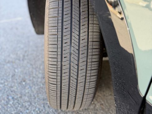 Used 2026 Kia Niro FWD image 15