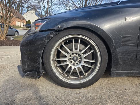 Used 2017 Lexus IS 300 F Sport w/ F Sport Package image 18