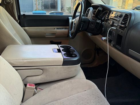 Used 2008 Chevrolet Silverado 1500 LT w/ Power Pack Plus AWD/4WD image 11