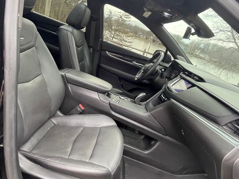 Used 2021 Cadillac XT5 Premium Luxury image 24