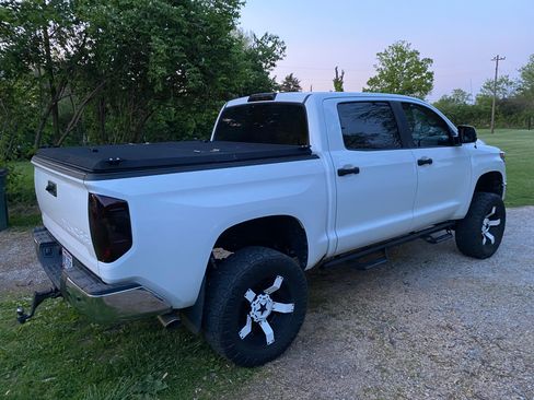 Used 2014 Toyota Tundra SR5 image 5