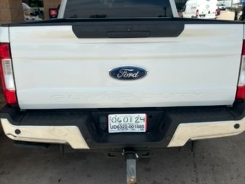 Used 2017 Ford F250 XLT w/ XLT Value Package image 9