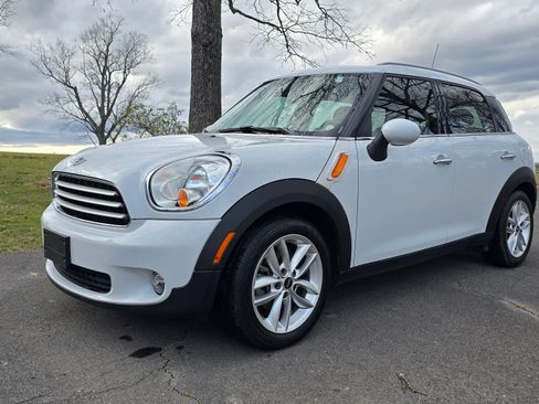 Used 2014 MINI Cooper Countryman image 9