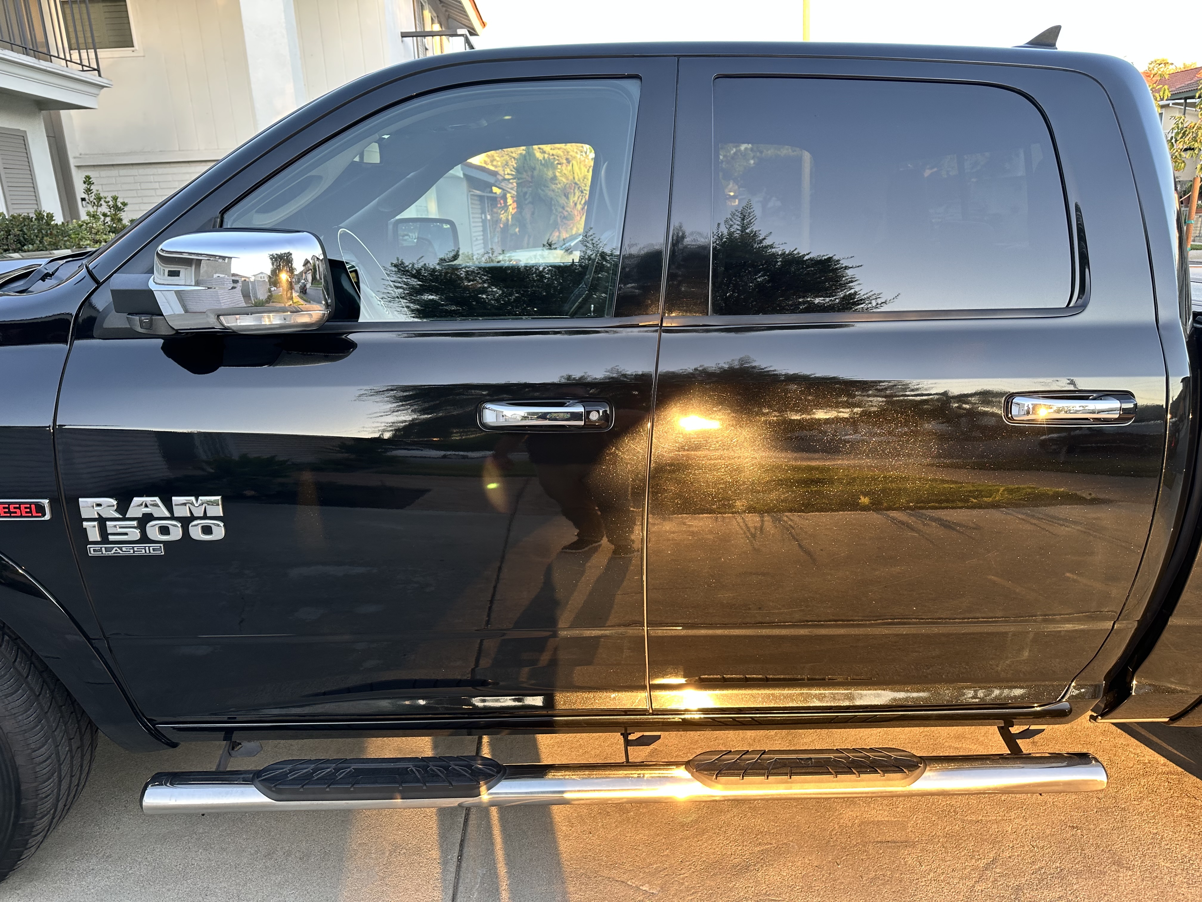 Used 2019 RAM 1500 Laramie RWD image 9
