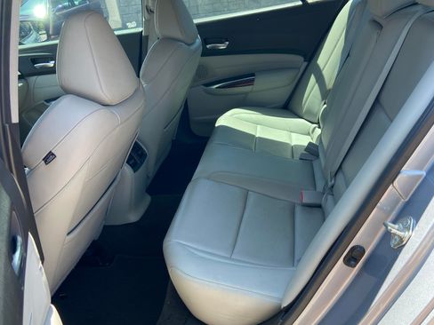Used 2015 Acura TLX w/ Technology Package FWD image 5