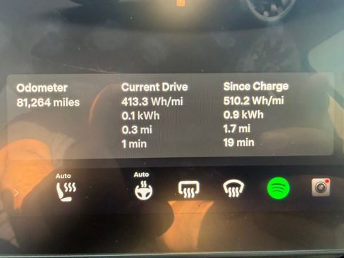 Used 2022 Tesla Model Y Performance AWD/4WD image 12