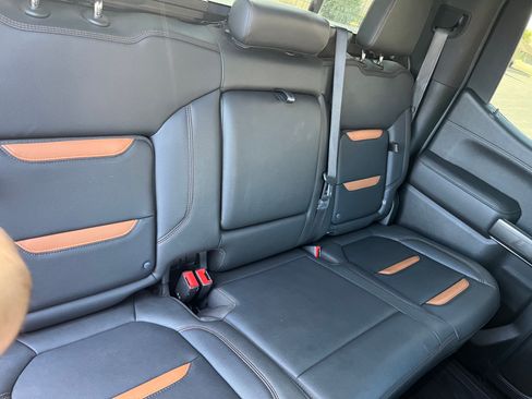 Used 2019 GMC Sierra 1500 AT4 w/ AT4 Premium Package AWD/4WD image 18