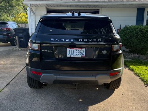 Used 2018 Land Rover Range Rover Evoque SE AWD/4WD image 12