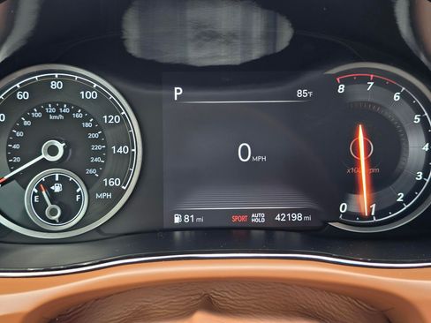 Used 2022 Genesis GV70 2.5T w/ Advanced Package image 14