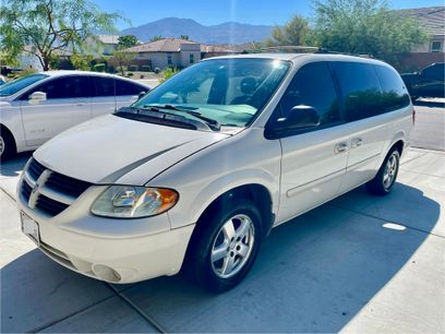 Used 2005 Dodge Grand Caravan SXT w/ Leather Interior Group
