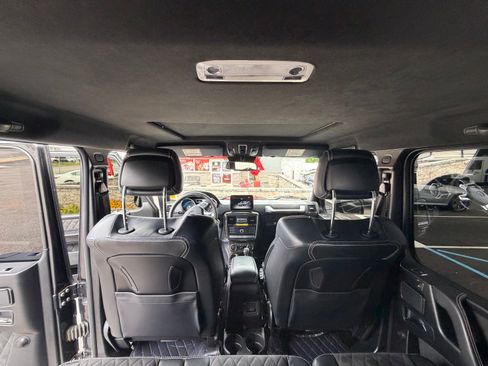 Used 2018 Mercedes-Benz G 550 Squared image 6