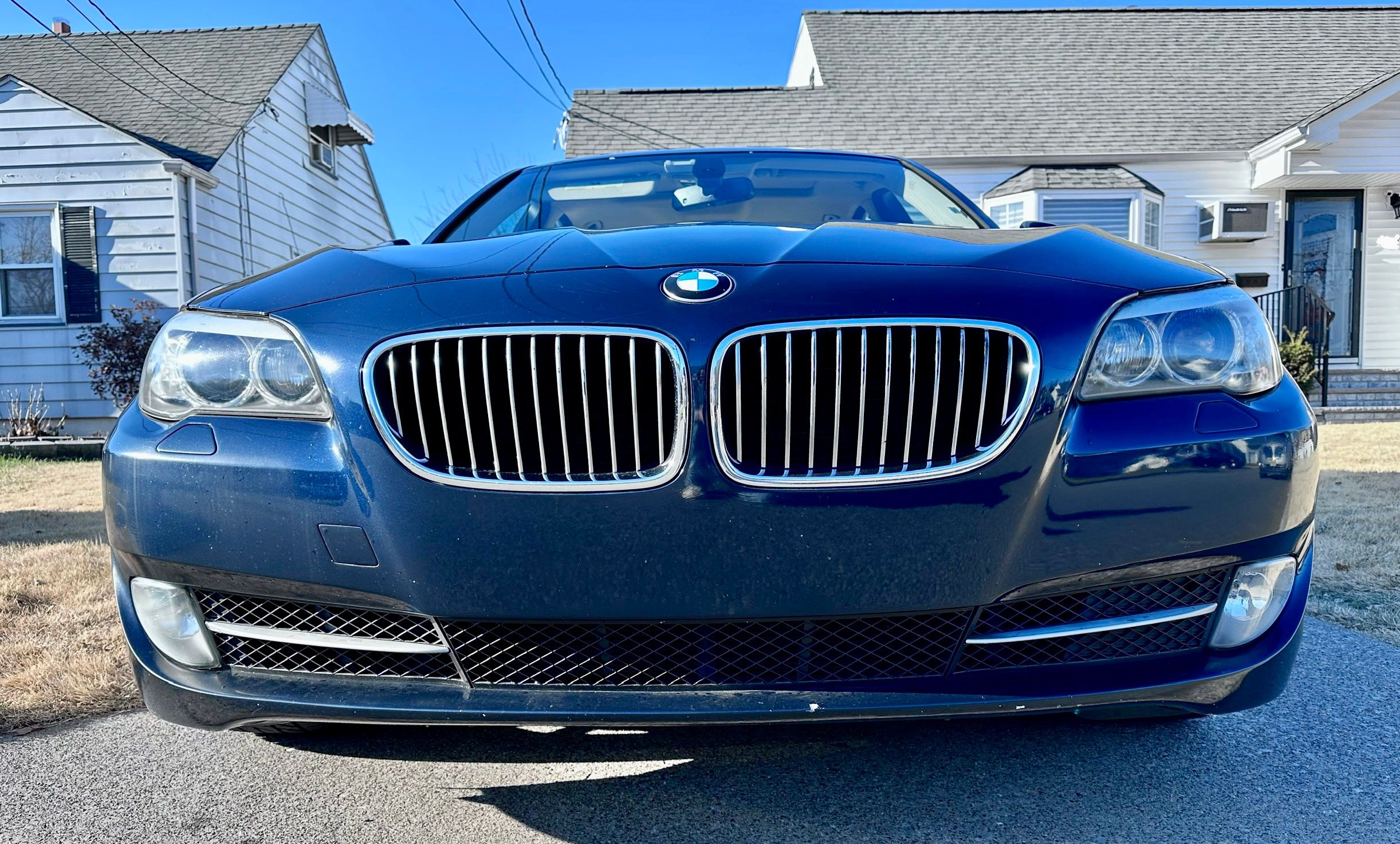 Used 2011 BMW 535i xDrive Sedan AWD/4WD image 2