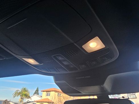 Used 2022 Ford Expedition Platinum image 16