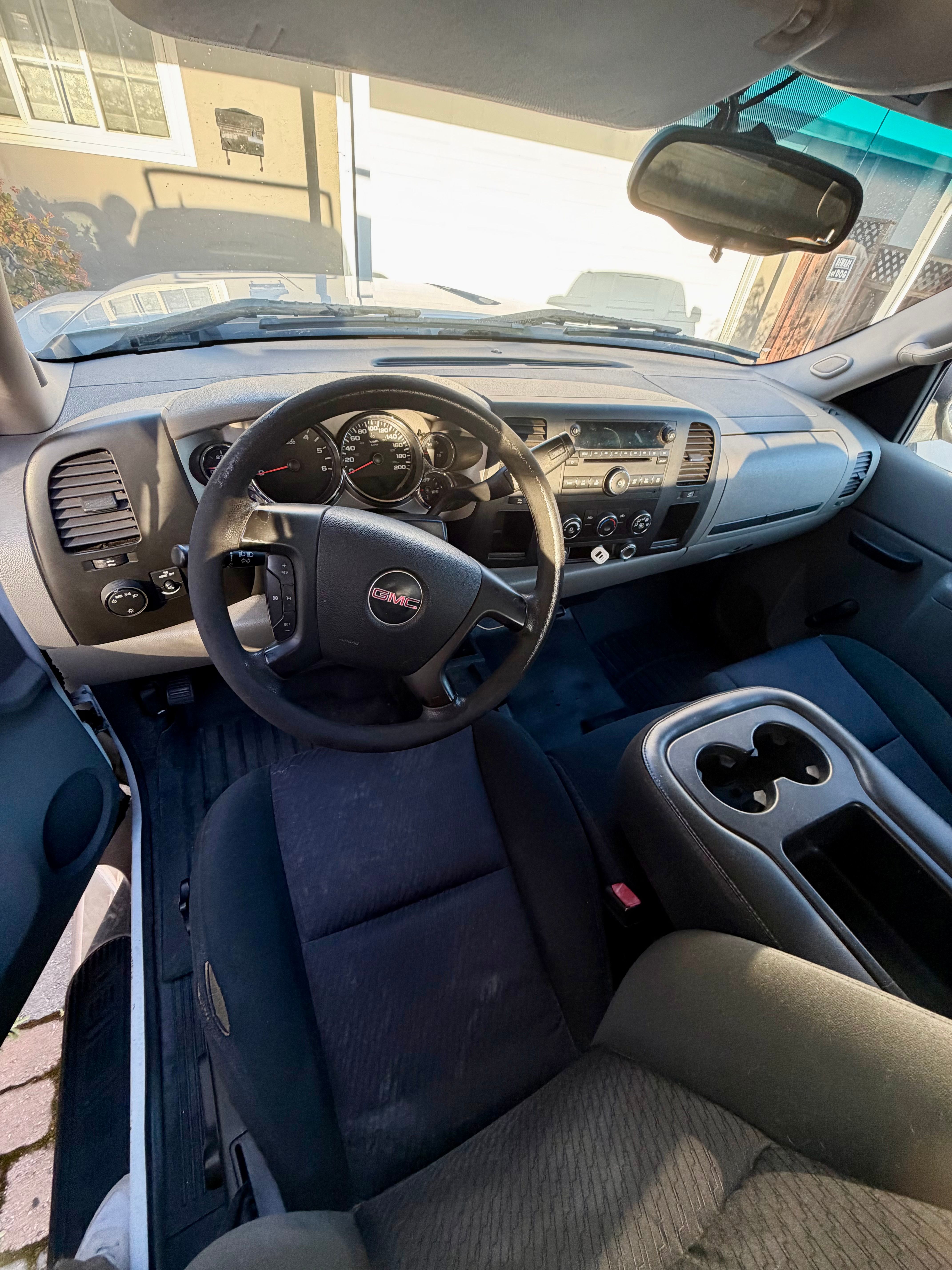 Used 2010 GMC Sierra 2500 W/T AWD/4WD image 10