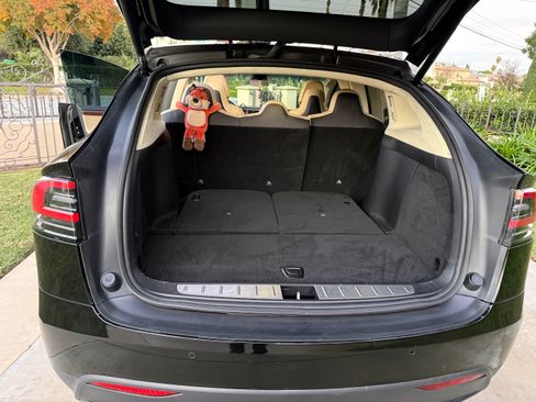 Used 2017 Tesla Model X 75D image 15