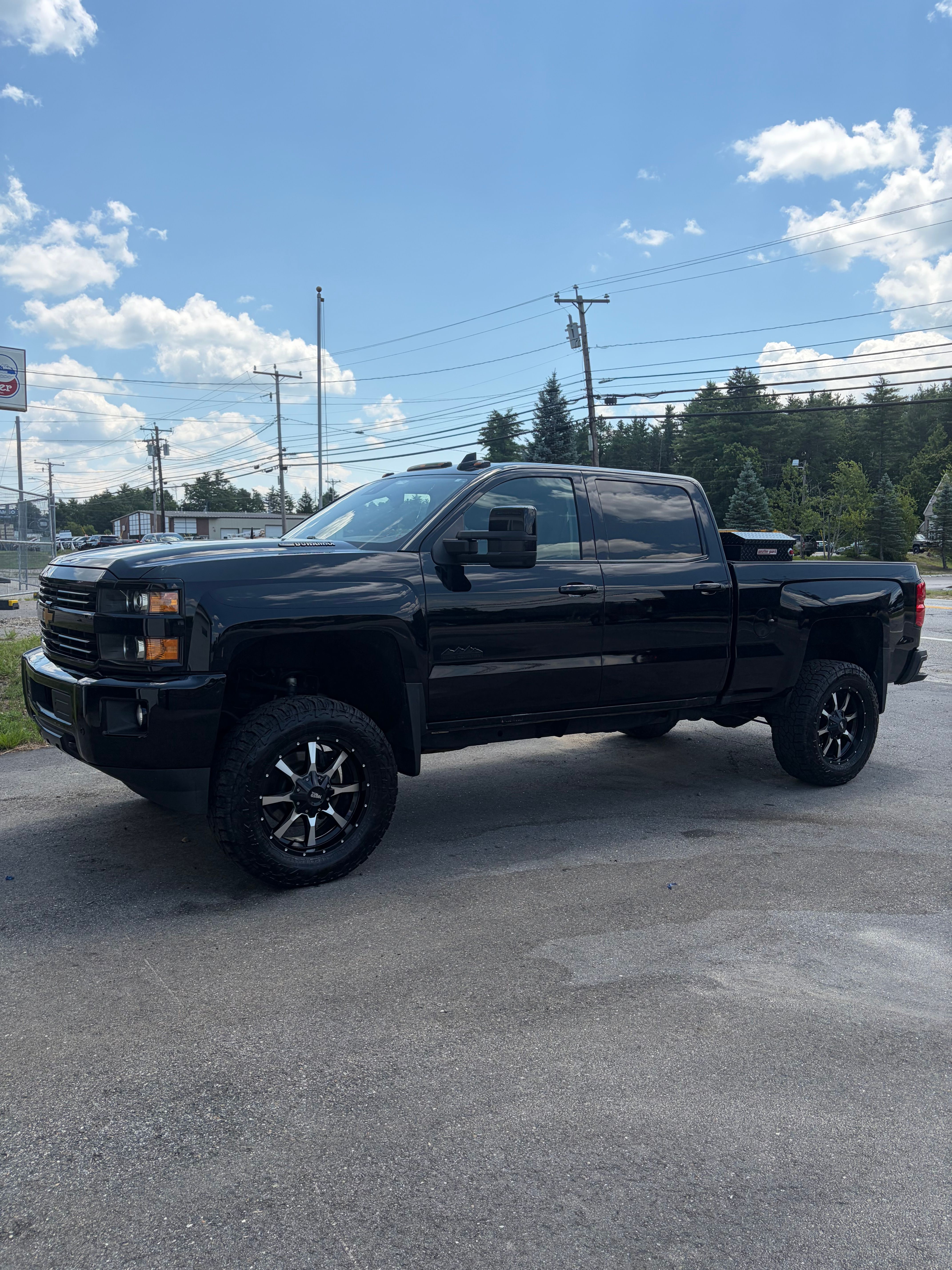 Used 2016 Chevrolet Silverado 2500 High Country w/ Duramax Plus Package AWD/4WD image 1