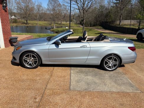Used 2014 Mercedes-Benz E 350 E 350 Cabriolet 2D w/ Premium 1 Package image 5