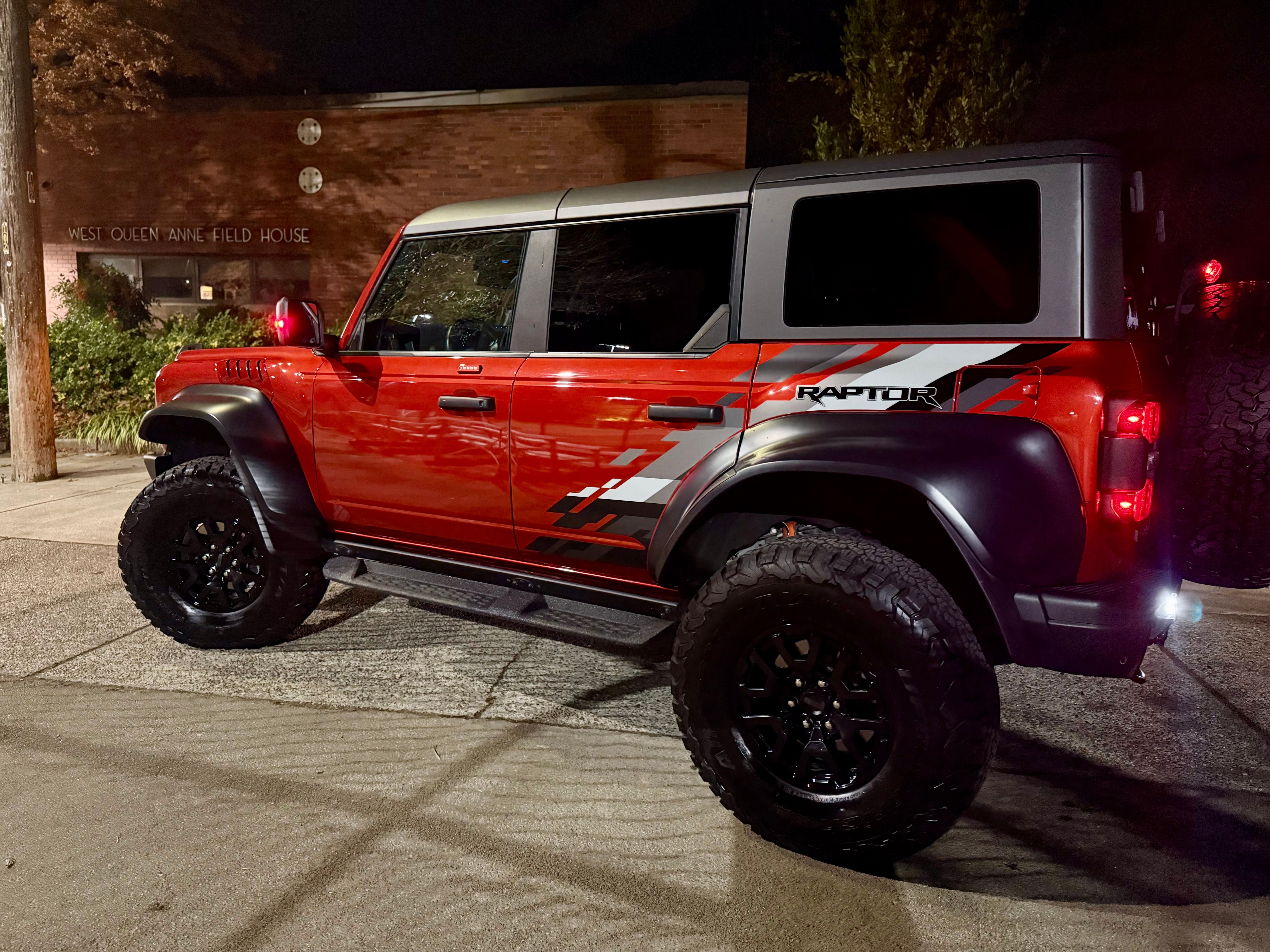 Used 2023 Ford Bronco Raptor AWD/4WD image 5