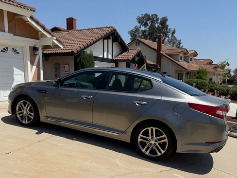 Used 2013 Kia Optima SX w/ Limited Pkg FWD image 5
