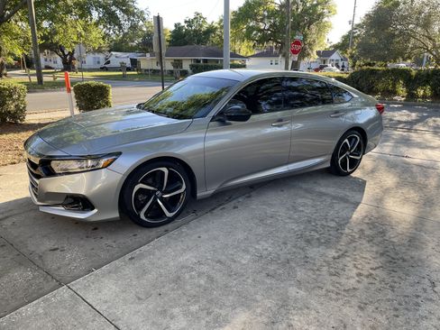 Used 2022 Honda Accord Sport image 1