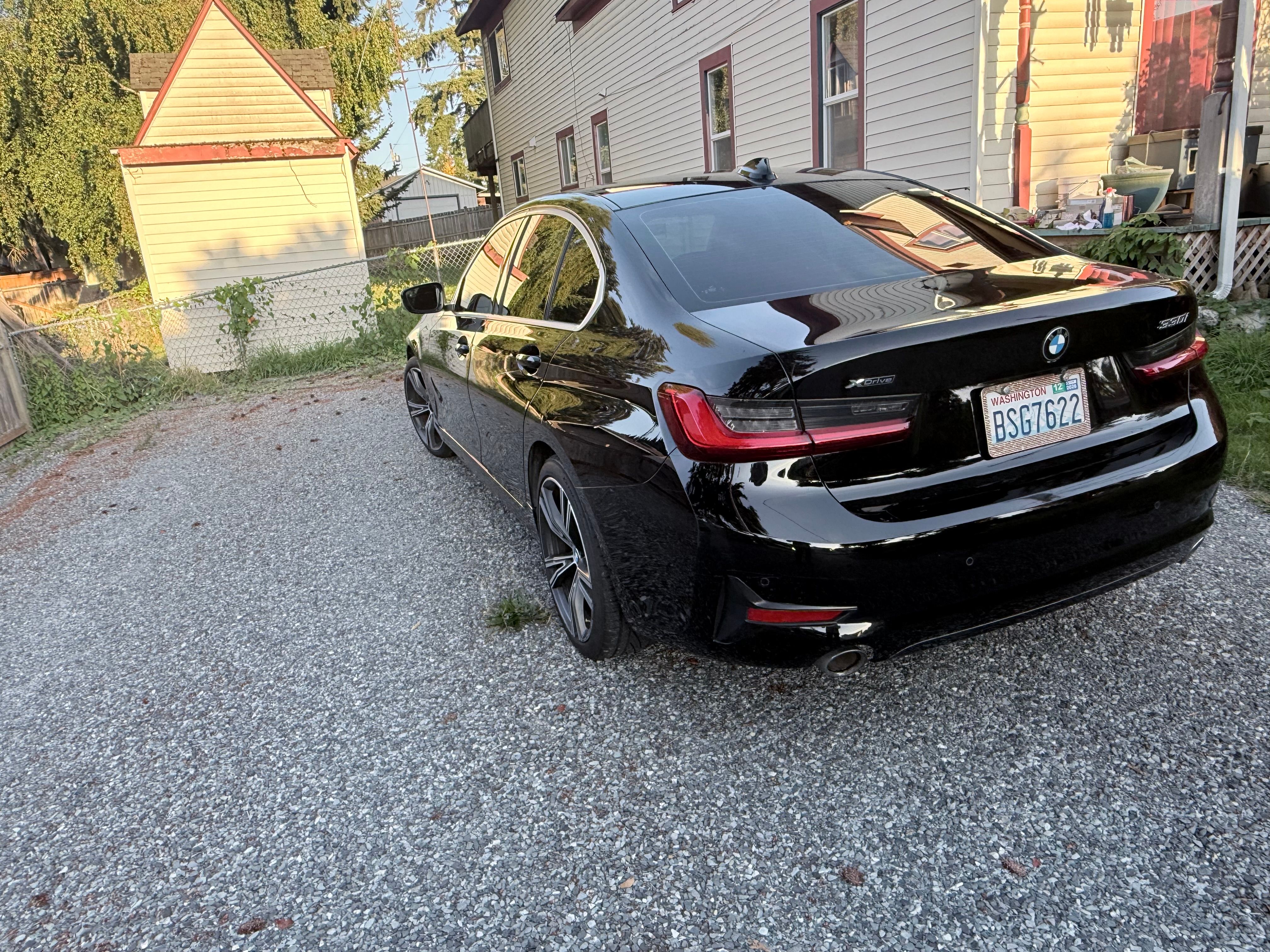 Used 2020 BMW 330i xDrive Sedan w/ Premium Package AWD/4WD image 6