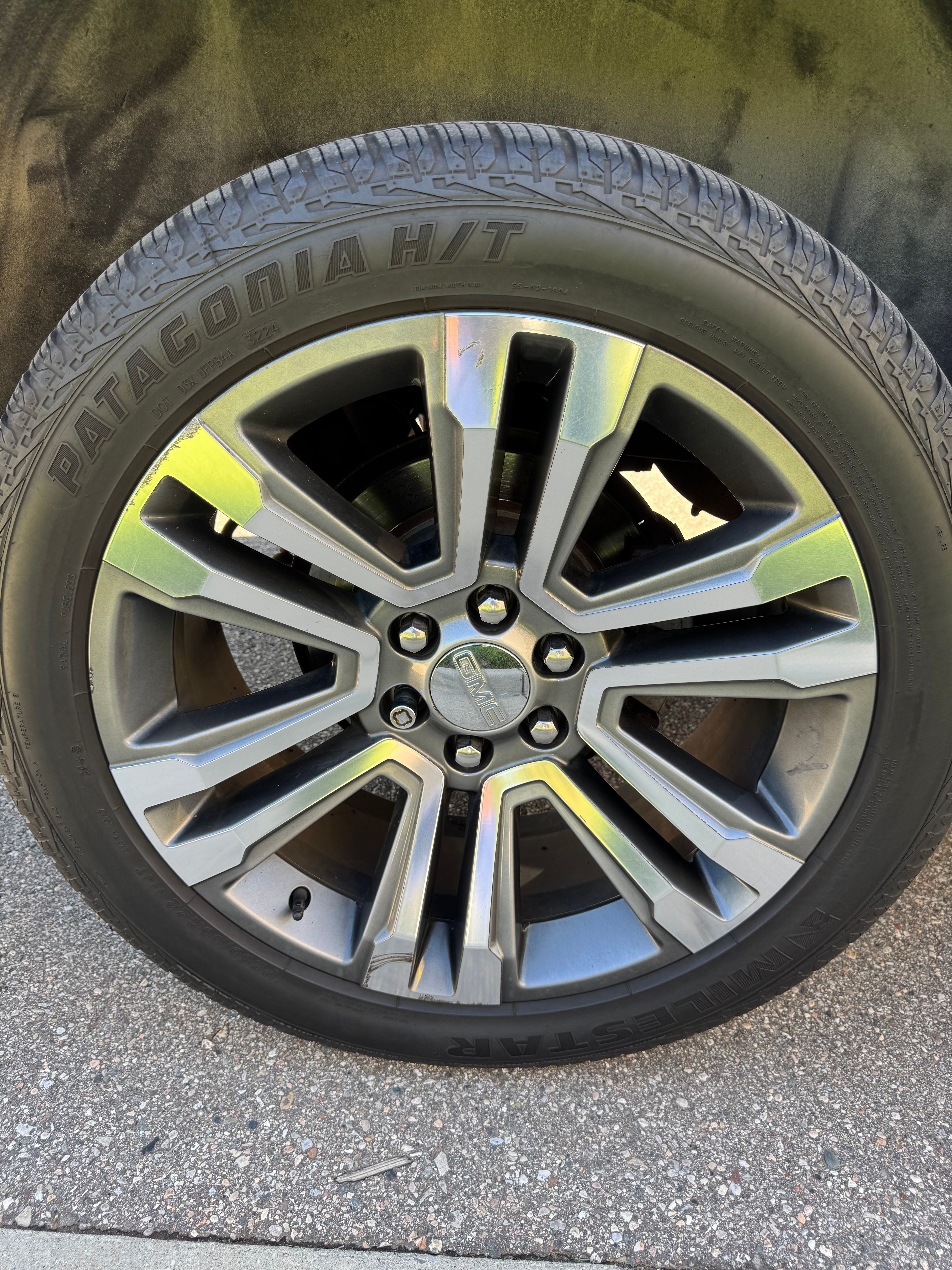 Used 2018 GMC Yukon Denali w/ Denali Ultimate Package AWD/4WD image 10