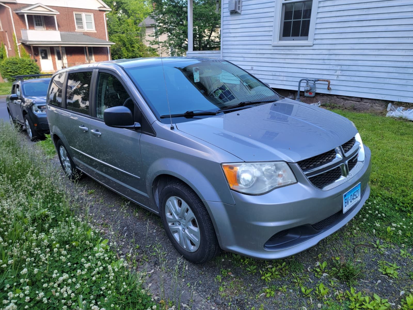 Used 2014 Dodge Grand Caravan SE w/ Quick Order Package 29E SE FWD image 4