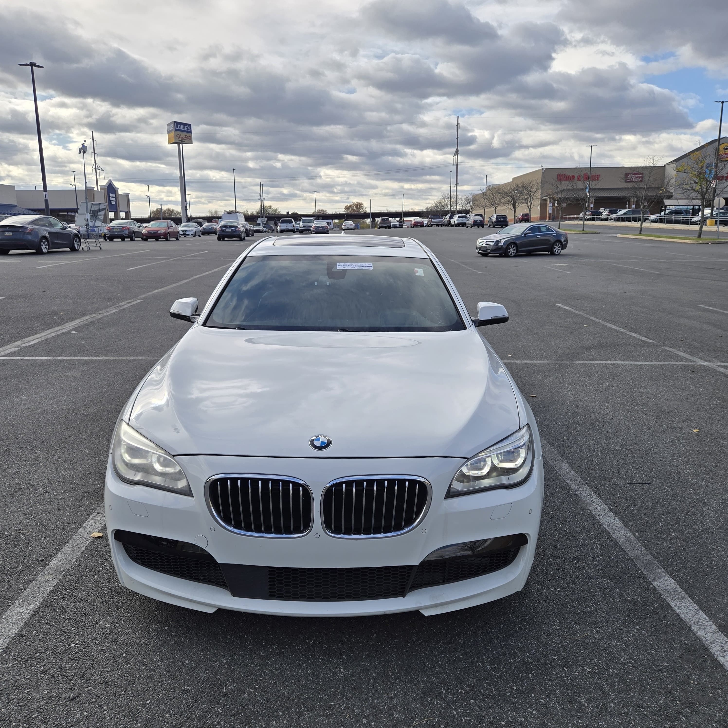 Used 2015 BMW 750Li xDrive AWD/4WD image 4